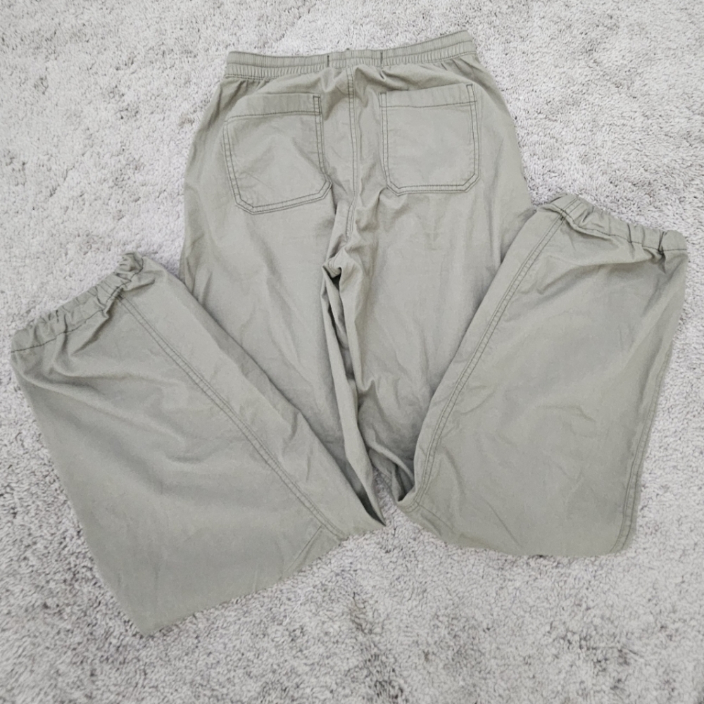 Parachute Pants - Picture 2 of 4